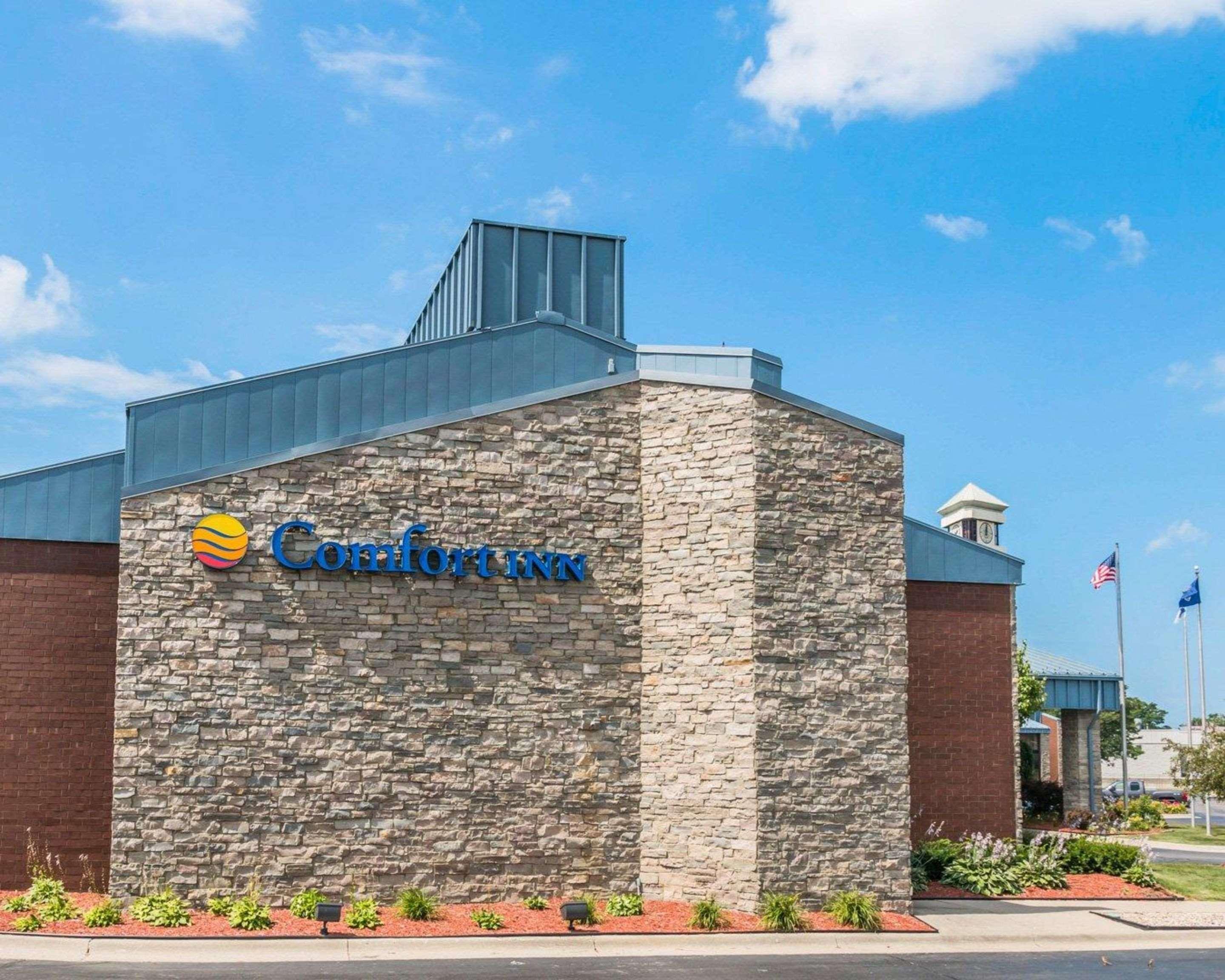 Spark By Hilton Plymouth Exterior photo